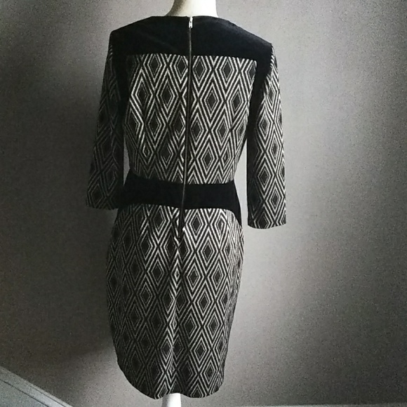 The Limited Black/Gold Dress - Picture 4 of 5